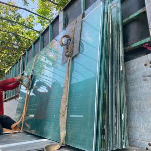 Ảnh: Mua kính cường lực cũ giá rẻ ở đâu? 